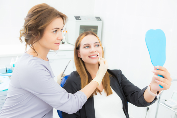 Benefits Of Porcelain Veneers